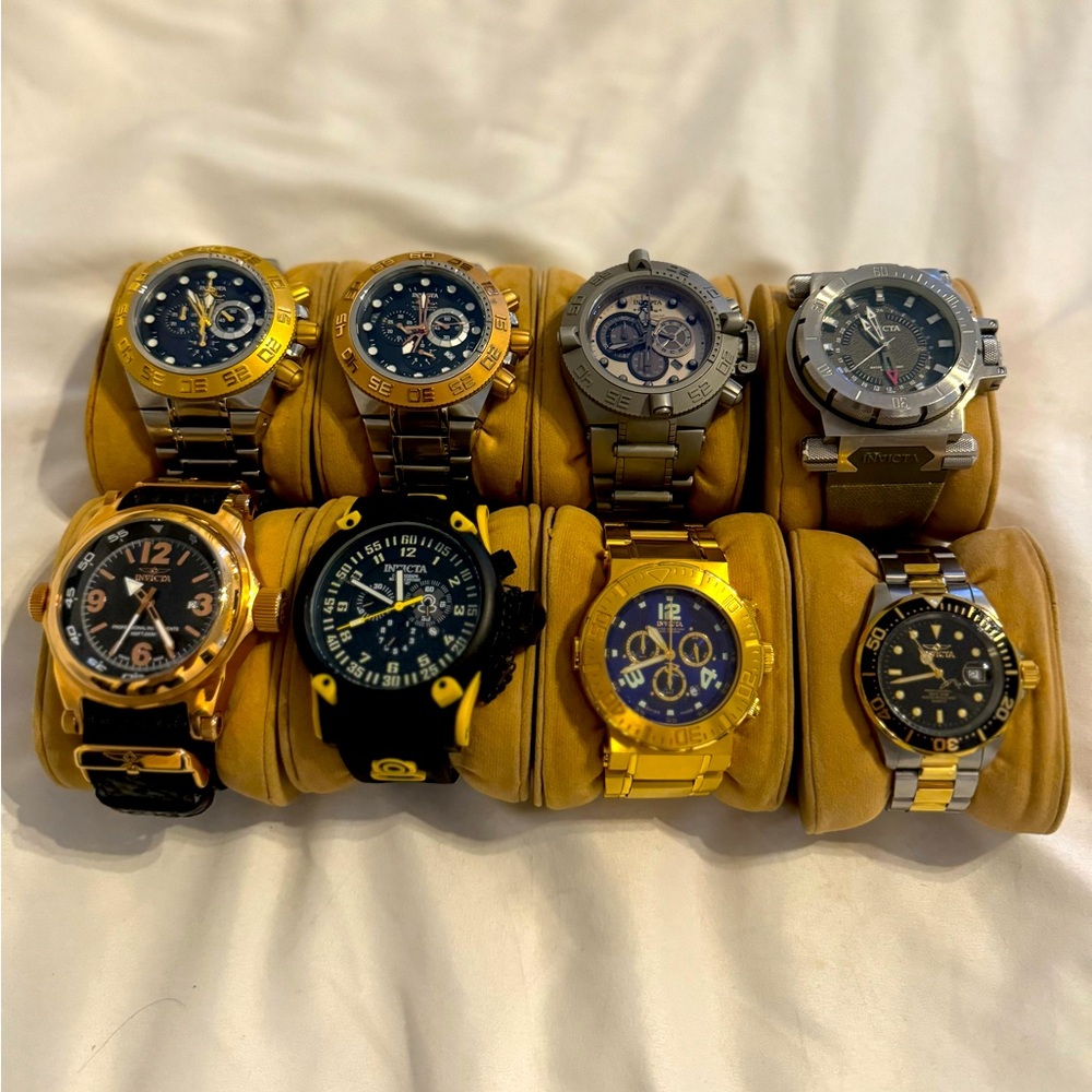 Men’s Invicta Watch Lot! 8 watches.